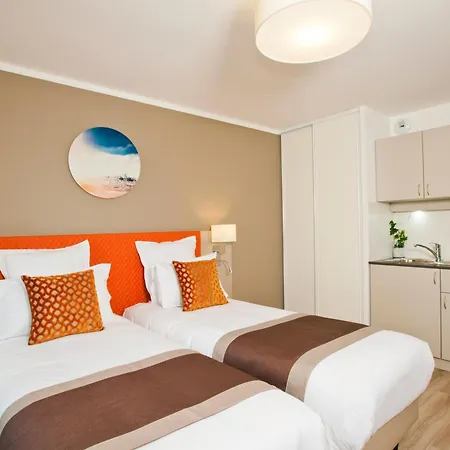 Aparthotel Residhome Rosa Parks