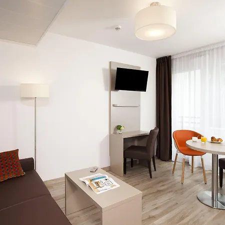 Aparthotel Residhome Rosa Parks 3*