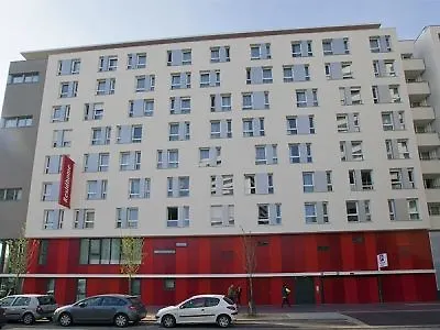 Residhome Rosa Parks Aparthotel Parigi
